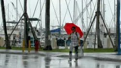 More rain expected Friday ahead of holiday weekend: South Florida's Memorial Day forecast